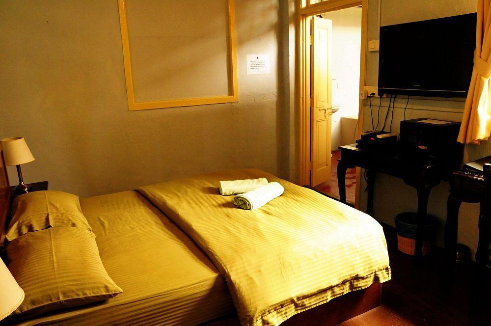 Palanquinn Heritage Suites George Town Exteriör bild