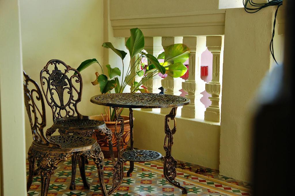Palanquinn Heritage Suites George Town Rum bild