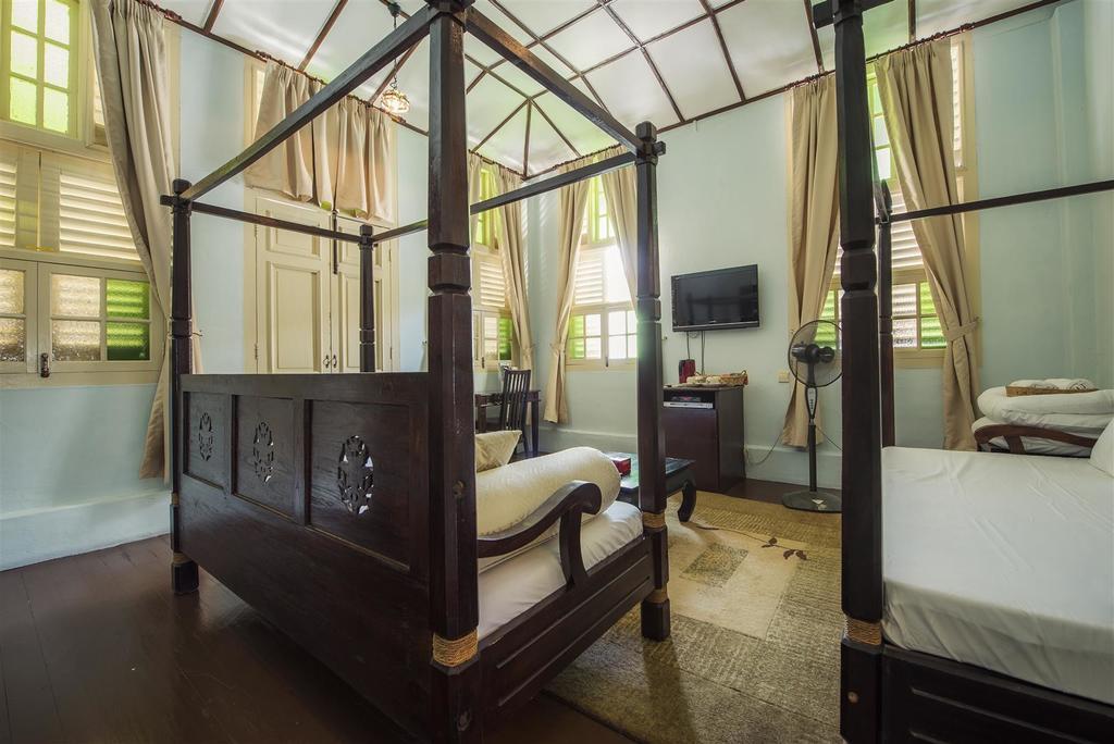 Palanquinn Heritage Suites George Town Exteriör bild