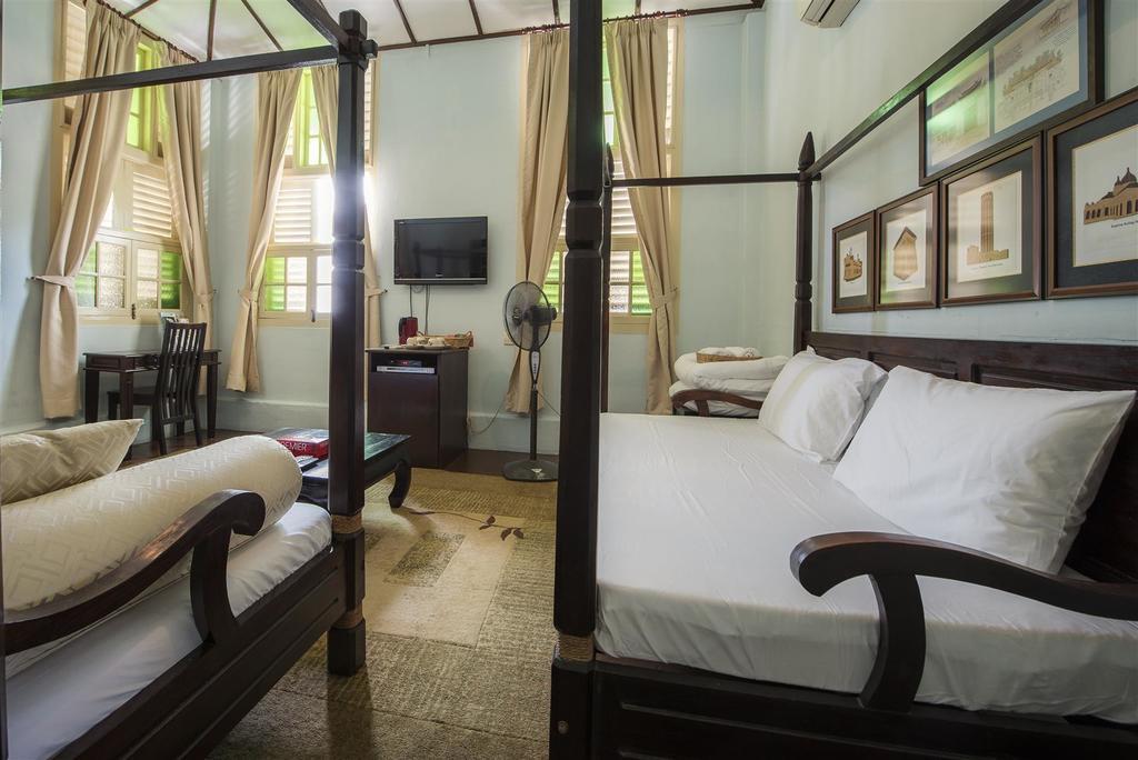 Palanquinn Heritage Suites George Town Exteriör bild