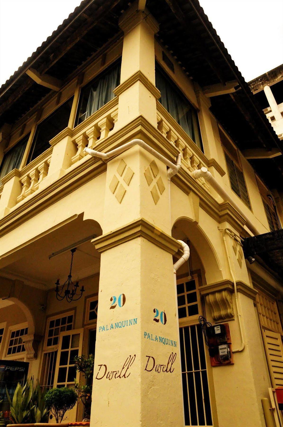 Palanquinn Heritage Suites George Town Exteriör bild