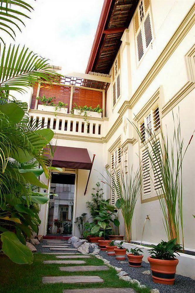 Palanquinn Heritage Suites George Town Exteriör bild